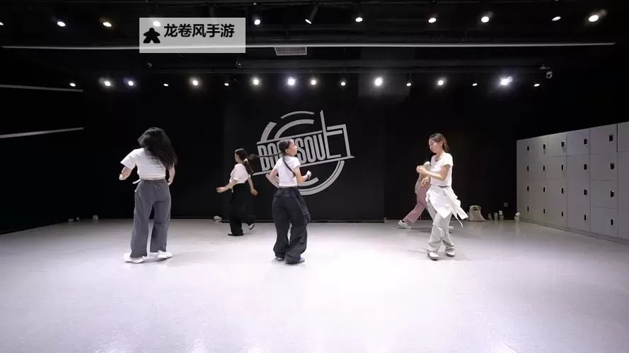 随意吧舞蹈官方网站:尽享自由舞蹈的精彩世界图1