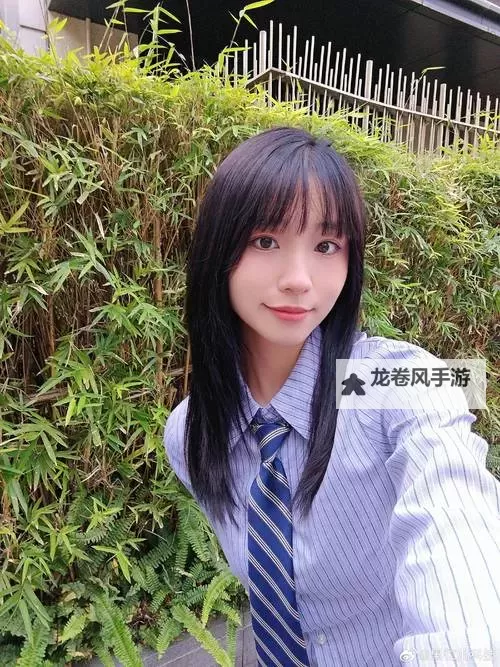 探索全新体验：畅享个性化乐趣的e自拍自拍网图1