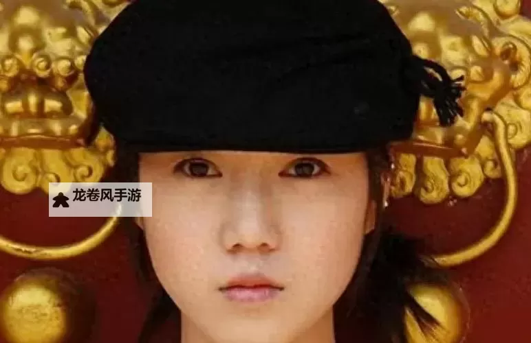 探索之美:张悠雨艺术的独特魅力图1