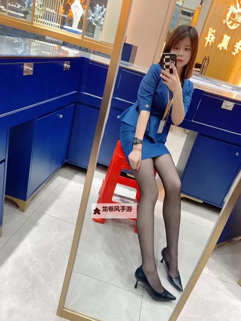 天天日天天谢粗又uc:荒诞都市里的日常笔记图1